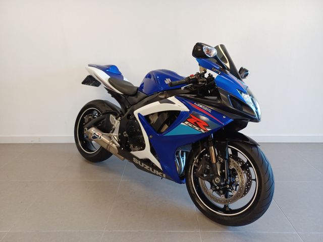 suzuki - gsx-r-750