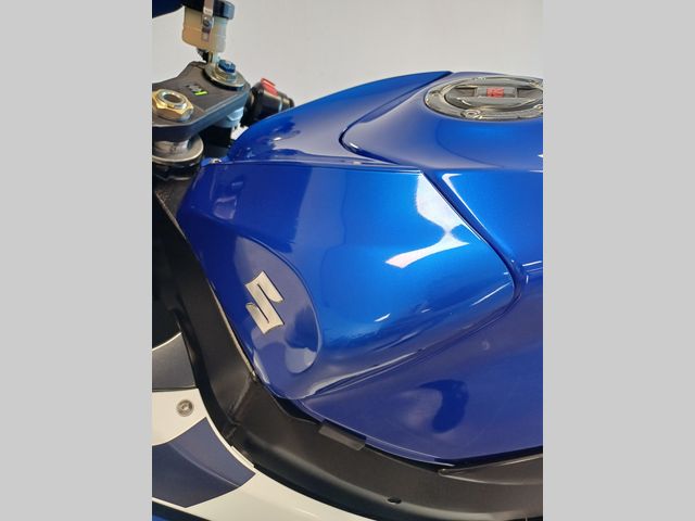suzuki - gsx-r-750