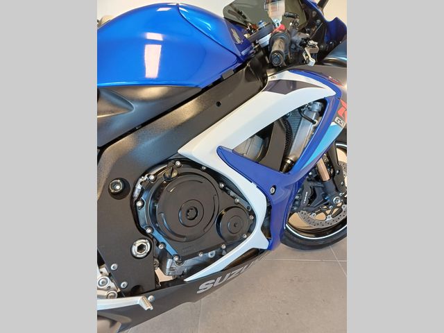 suzuki - gsx-r-750