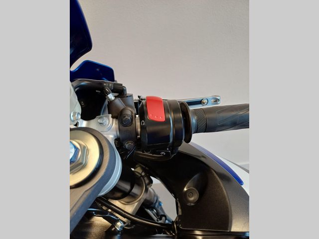 suzuki - gsx-r-750