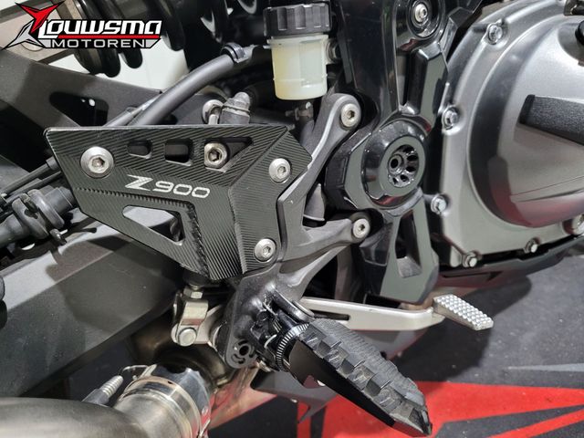 kawasaki - z900