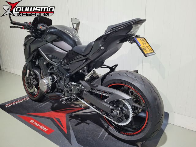 kawasaki - z900