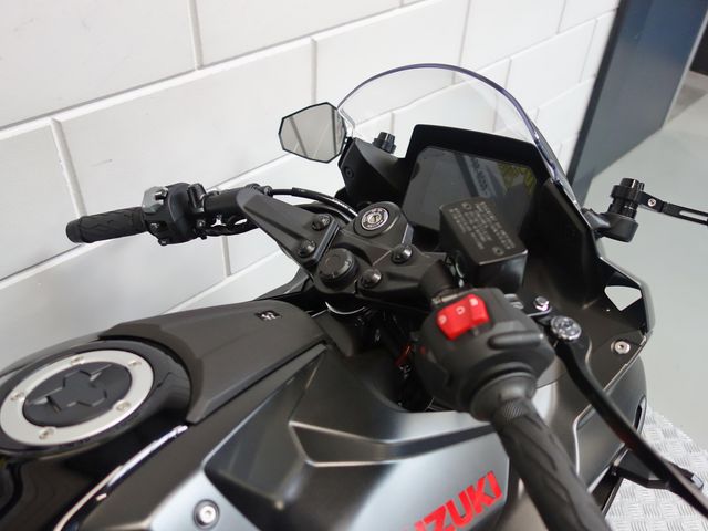 suzuki - gsx-8r
