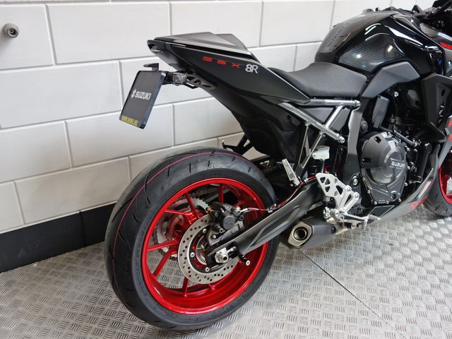 suzuki - gsx-8r