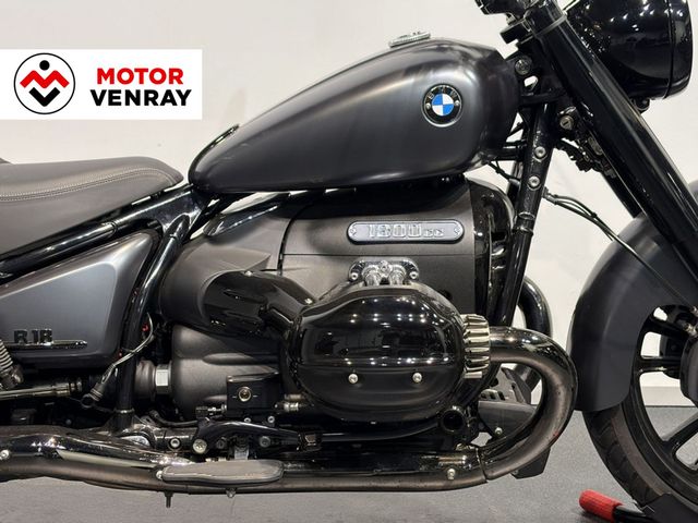 bmw - r-18-rocktane