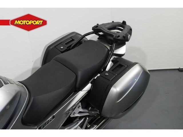 yamaha - fjr-1300