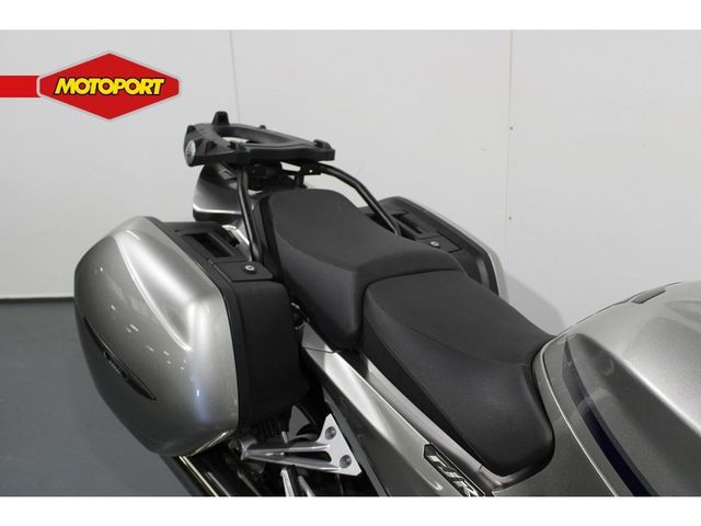 yamaha - fjr-1300