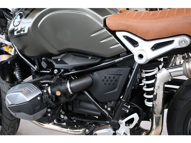 bmw - r-nine-t-scrambler