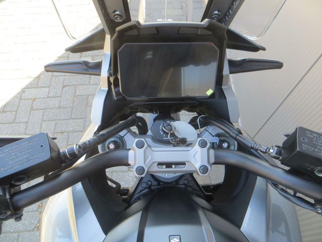 suzuki - v-strom-1050-a