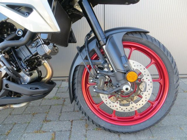 suzuki - v-strom-1050-a