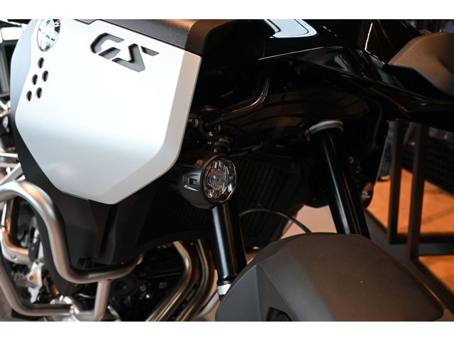 bmw - f-900-gs-adventure