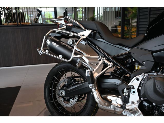 bmw - f-900-gs-adventure