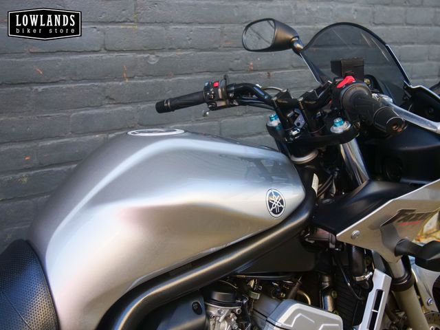 yamaha - fzs-1000--fazer