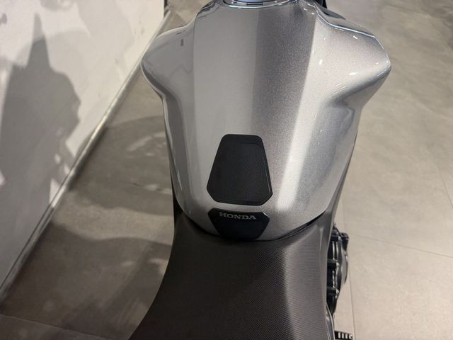honda - cb-750-hornet