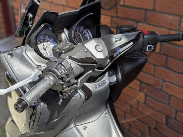 yamaha - xp-500-t-max