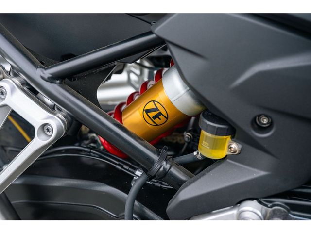 bmw - f-900-gs-adventure