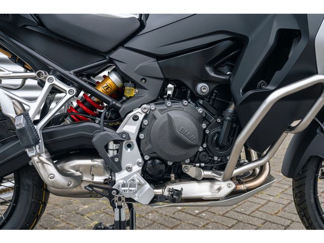 bmw - f-900-gs-adventure