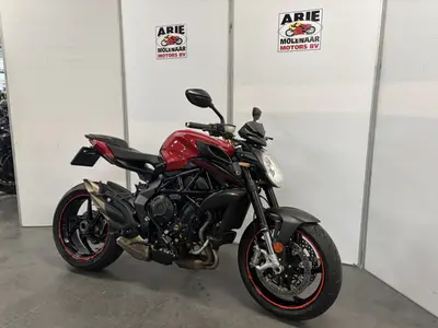 MV AGUSTA BRUTALE 800 – foto 2