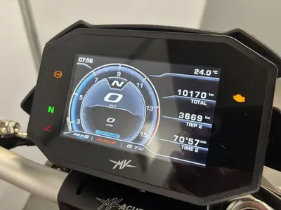 MV AGUSTA BRUTALE 800 – foto 3