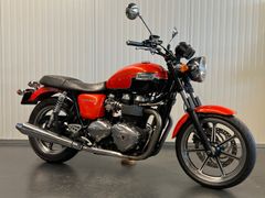 TRIUMPH BONNEVILLE SE