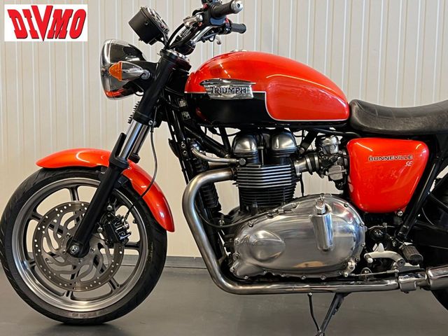 triumph - bonneville-se