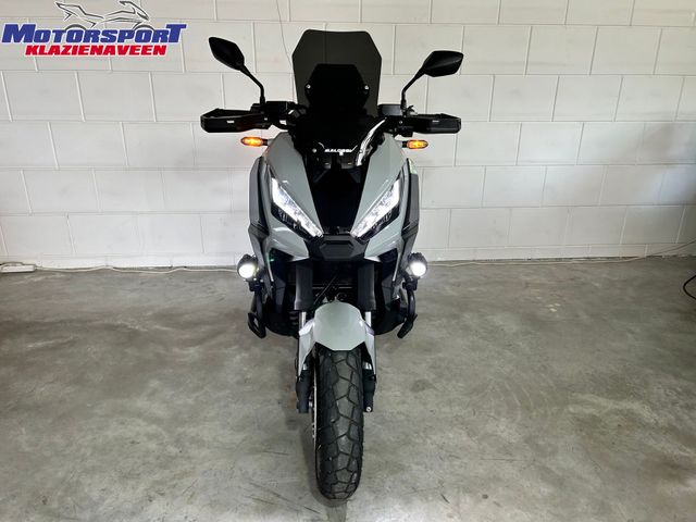 honda - x-adv