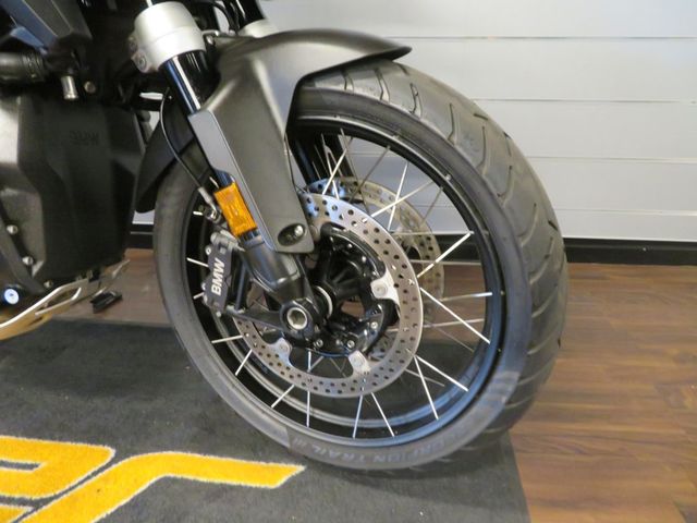 bmw - r-1300-gs