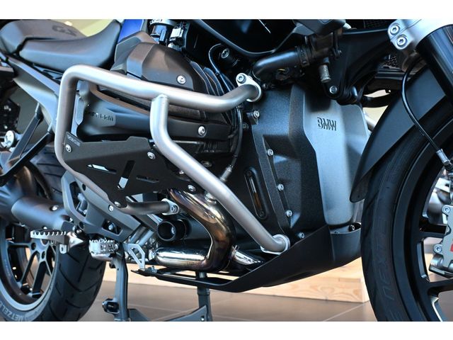 bmw - r-1300-gs