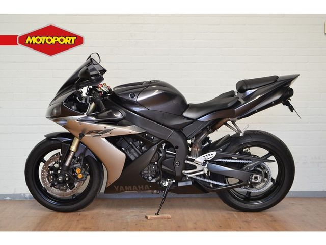 yamaha - yzf-r1
