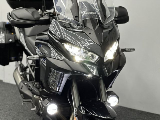 kawasaki - versys-1000-se-grand-tourer