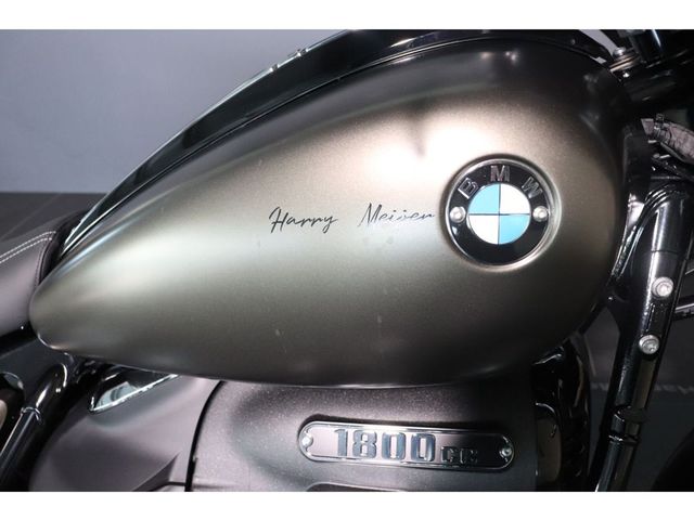 bmw - r-18-b