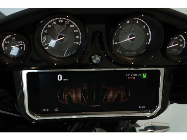 bmw - r-18-b