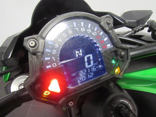 kawasaki - z900