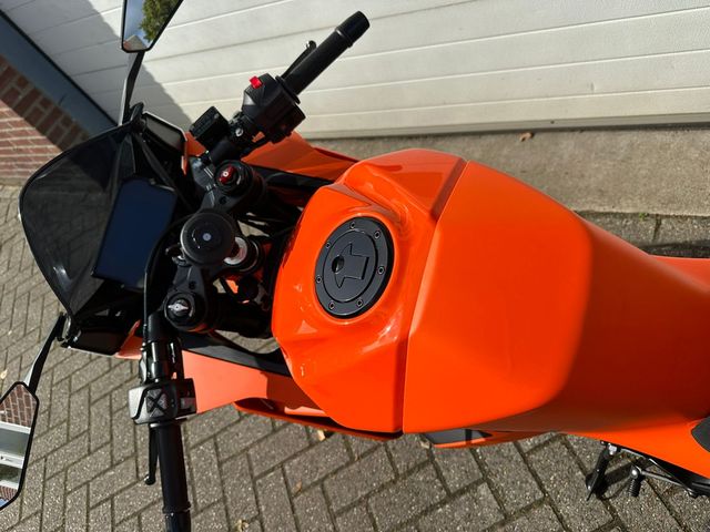 ktm - rc-390