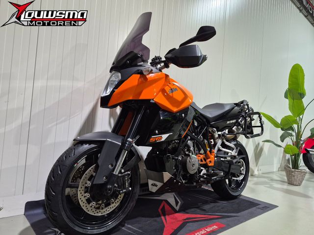 ktm - 990-supermoto-t
