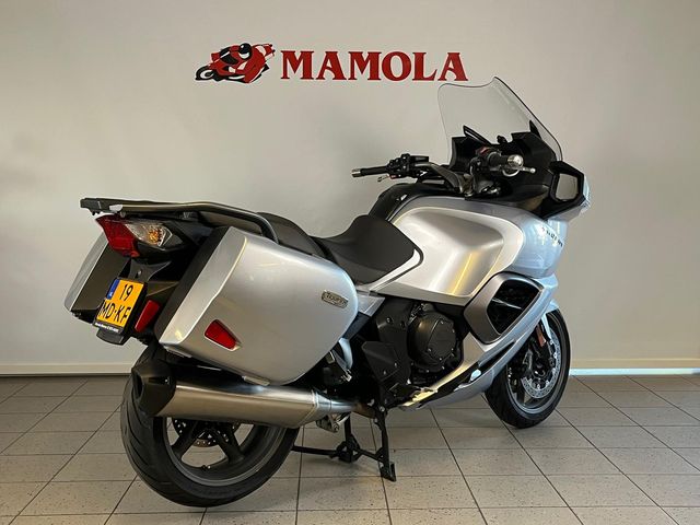 triumph - trophy-1200