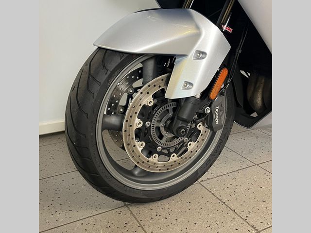 triumph - trophy-1200