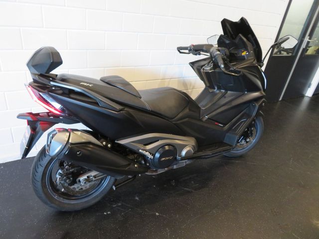 kymco - ak-550