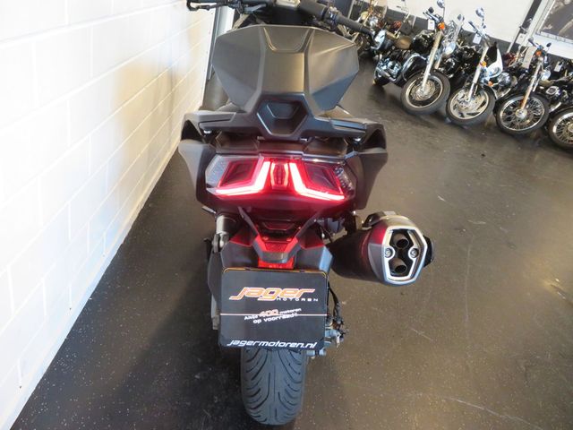 kymco - ak-550