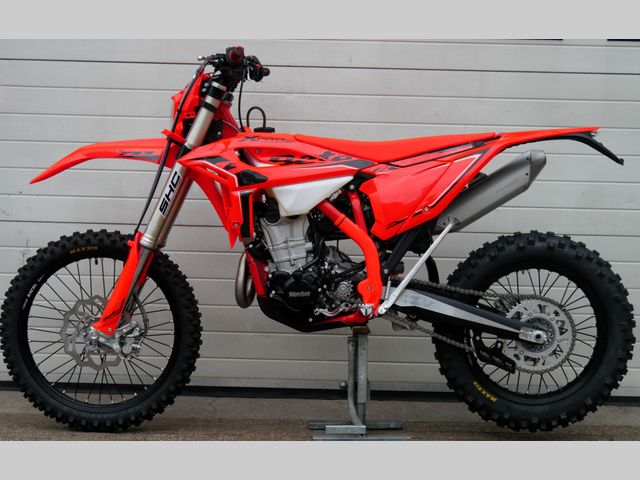 beta - rr-racing-2t-300-rc