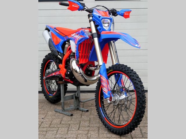 beta - rr-racing-2t-300-rc