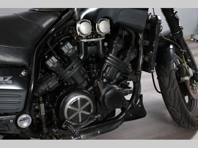 yamaha - vmx-1200-v-max