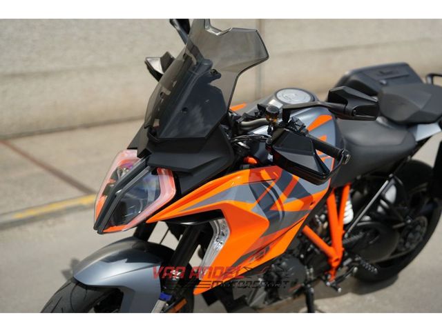 ktm - 1290-super-duke-gt