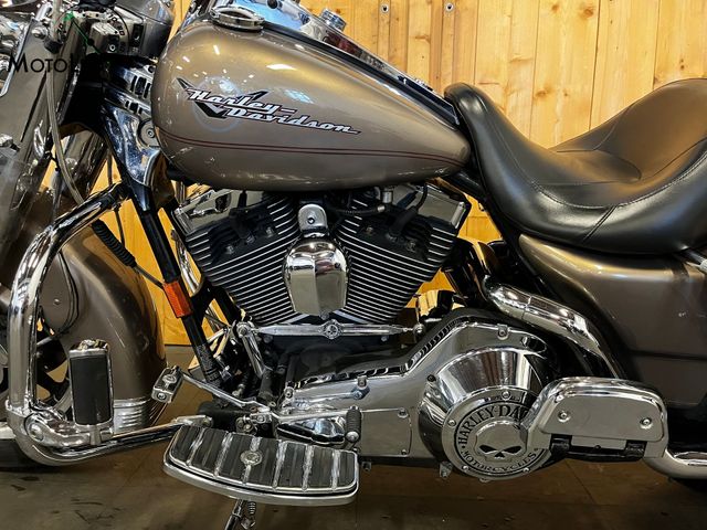 harley-davidson - road-king-flhri