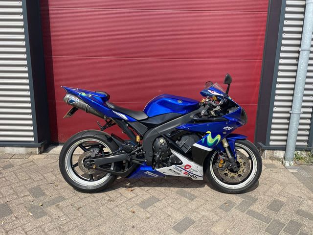 yamaha - yzf-r1