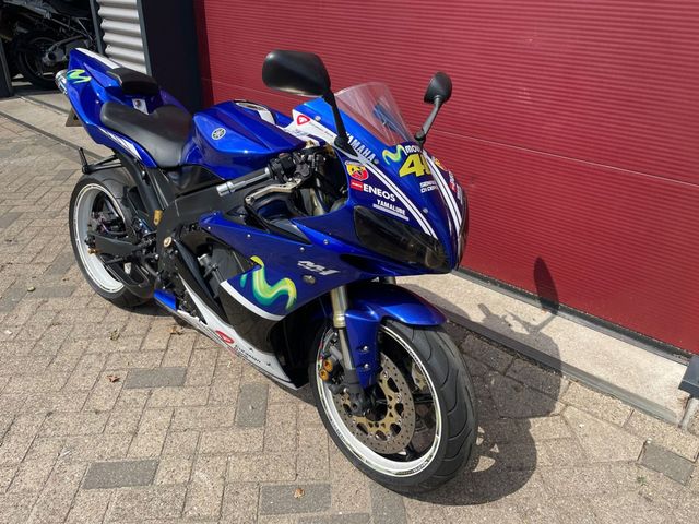 yamaha - yzf-r1