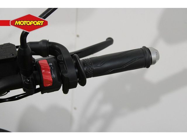 yamaha - xsr-125
