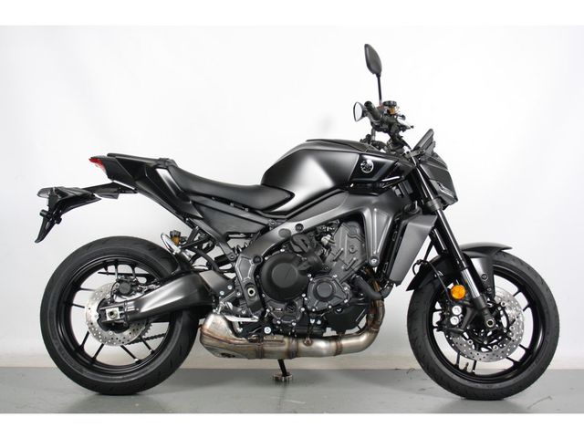 yamaha - mt-09-y-amt