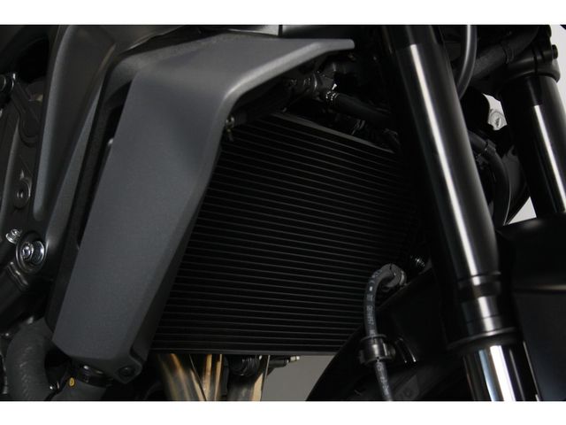 yamaha - mt-09-y-amt