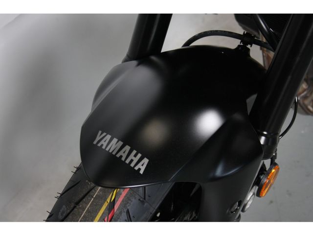 yamaha - mt-09-y-amt